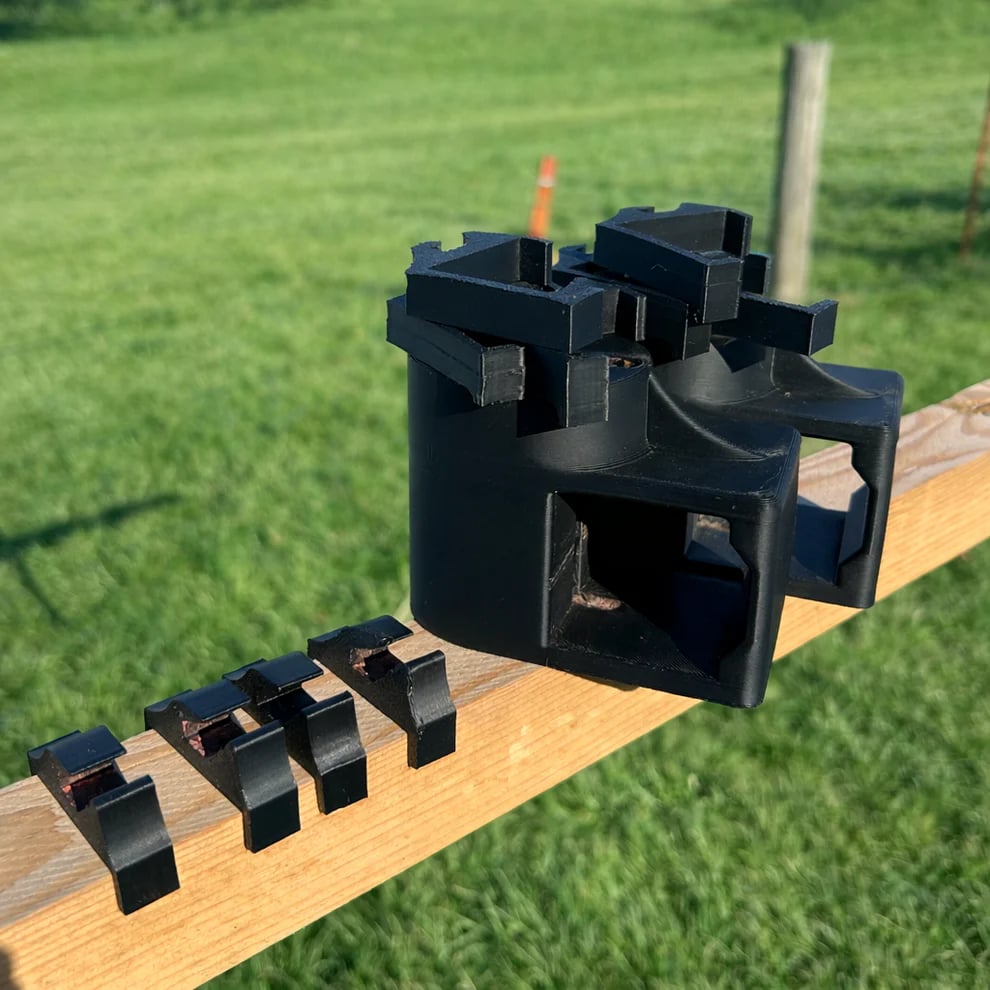 H3D Tactical T-Dapter Target System Bundle 2x T-Dapters + 10x Clay Pigeon Clips