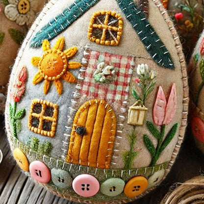 DIY-kit för påskäggshus i patchworkfilt